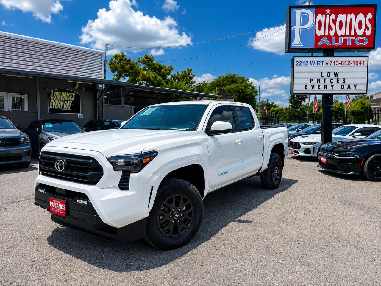 Toyota Tacoma SR5 2025