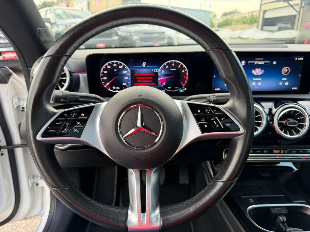 Mercedes-Benz CLA-Class CLA250 2025
