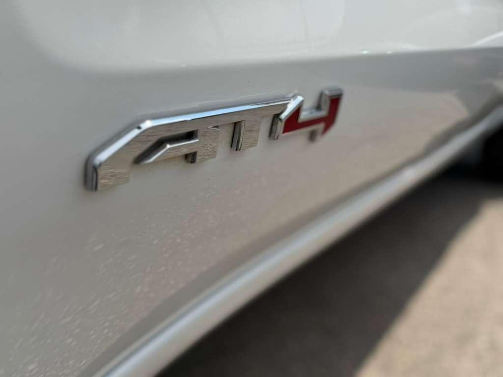 GMC Sierra 1500 AT4 2024