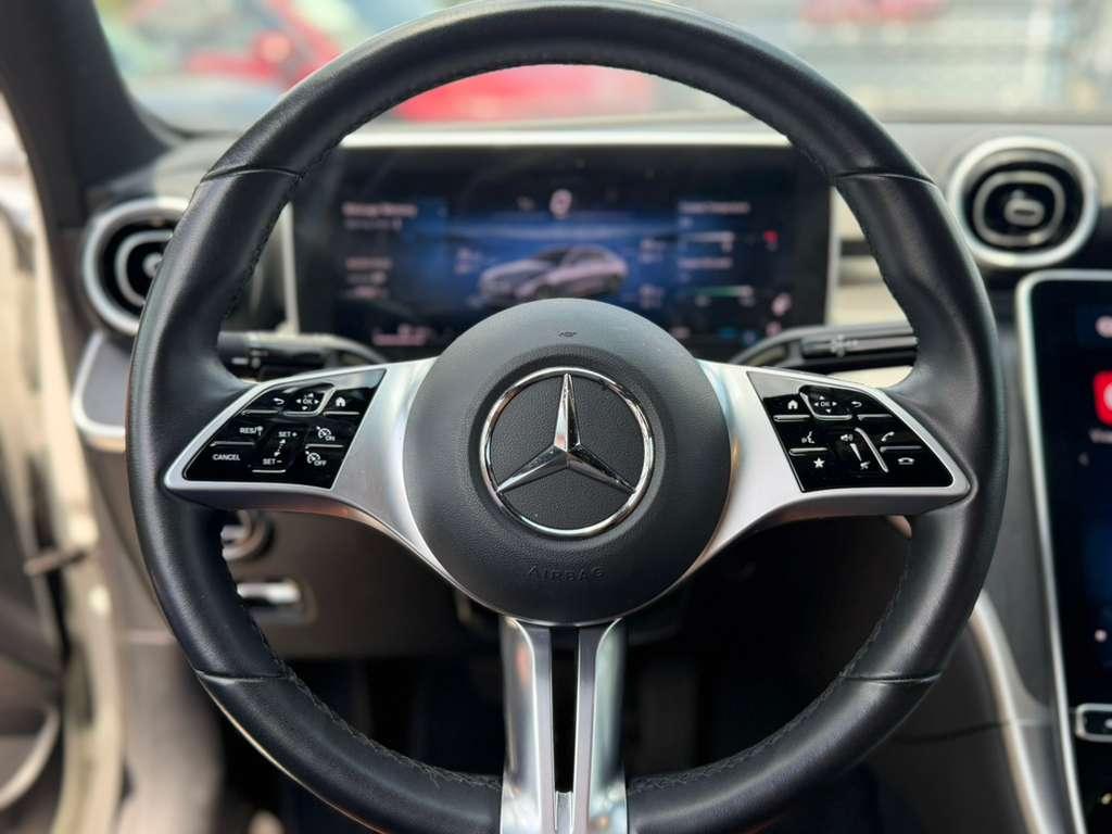 Mercedes-Benz C-Class C300 4MATIC Sedan 2025