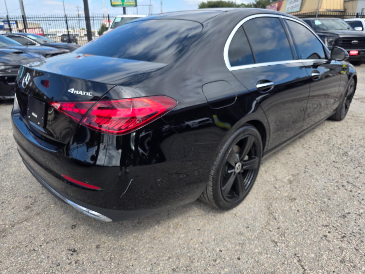 Mercedes-Benz C-Class C300 4MATIC Sedan 2025