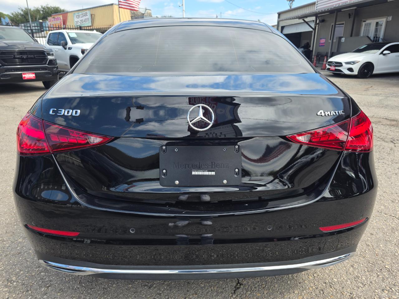 Mercedes-Benz C-Class C300 4MATIC Sedan 2025