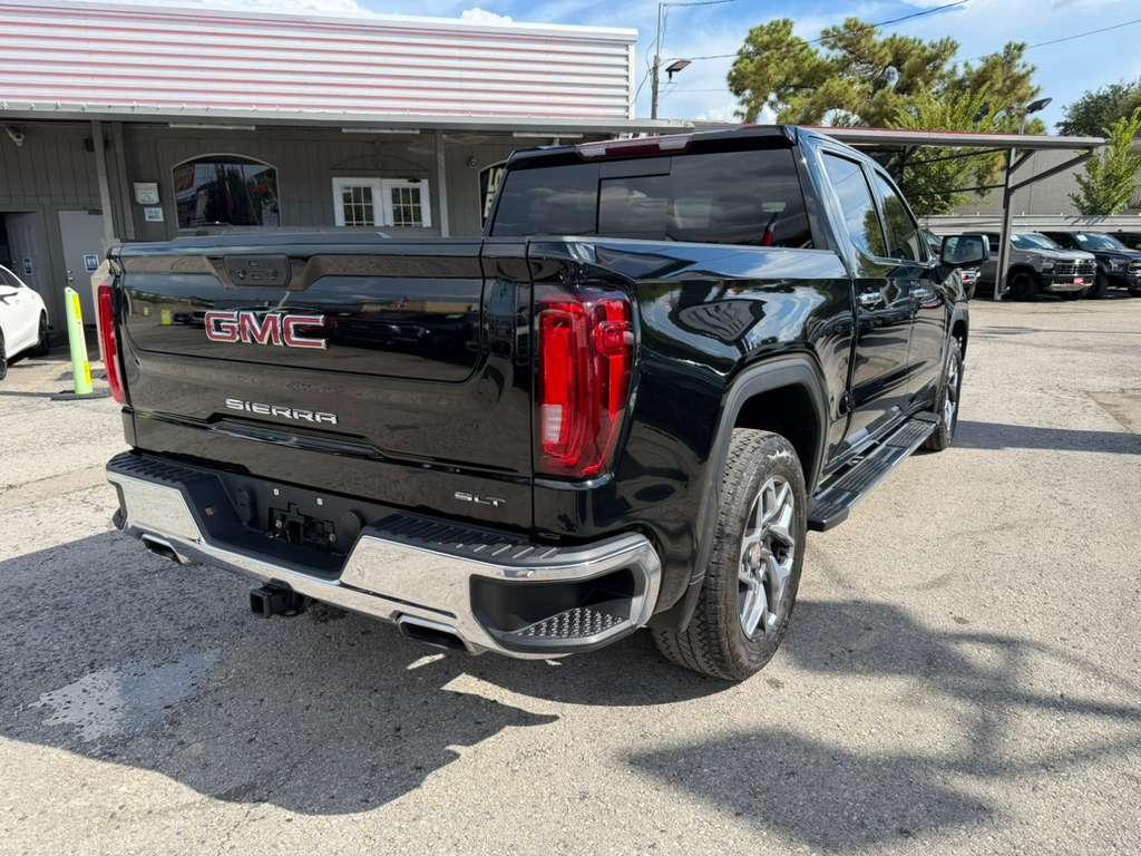 GMC Sierra 1500 SLT 2023