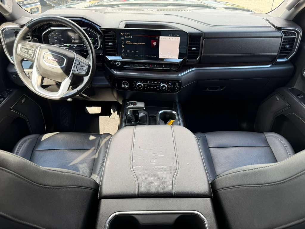 GMC Sierra 1500 SLT 2023
