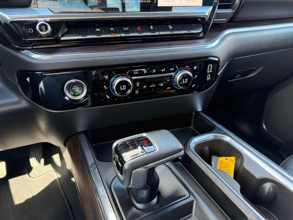 GMC Sierra 1500 SLT 2023
