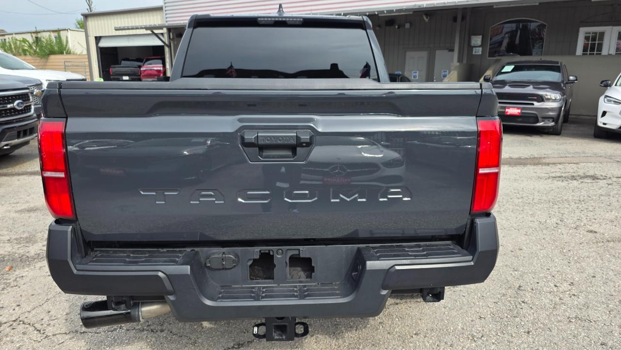 Toyota Tacoma SR Double Cab 2WD 2026