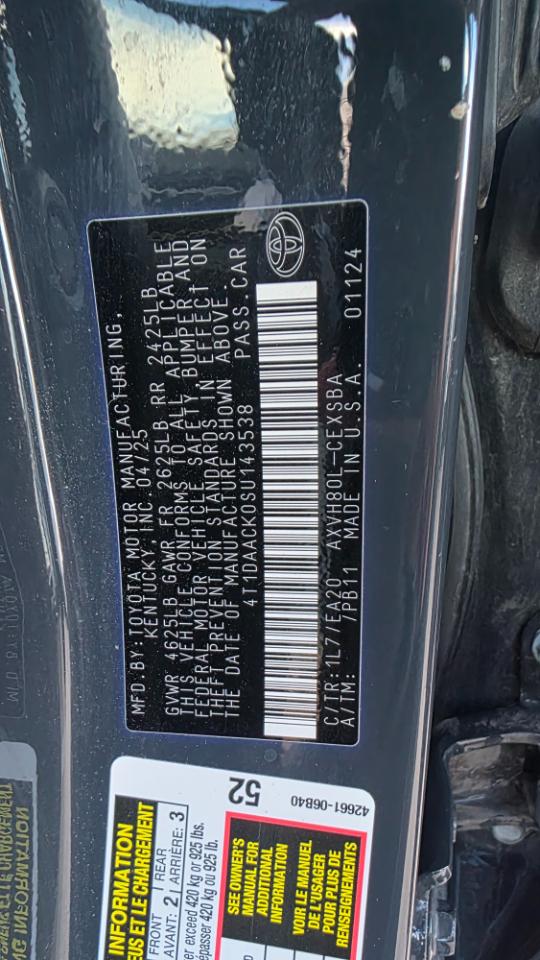 Toyota Camry Hybrid SE 2025