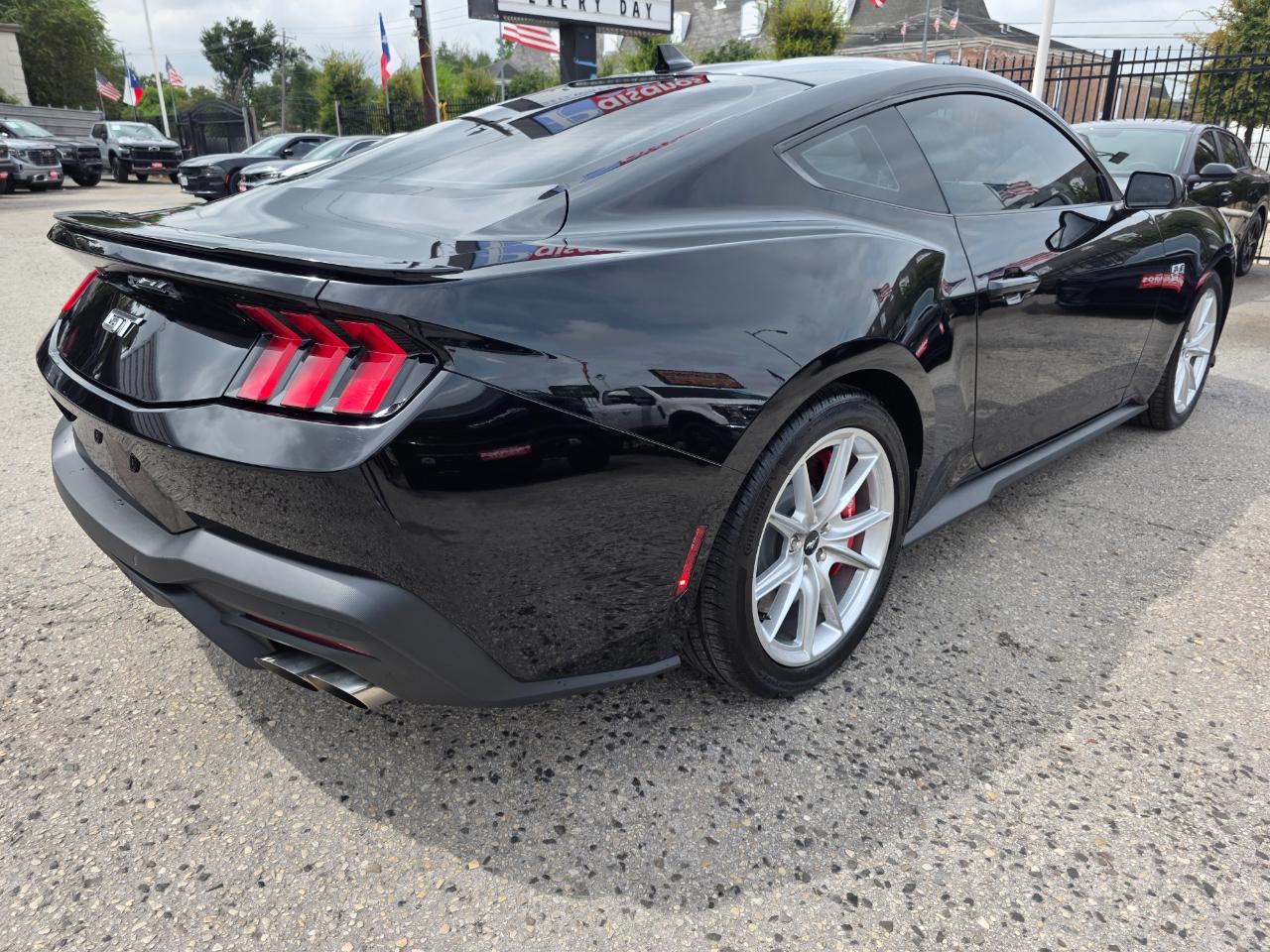 Ford Mustang GT Premium Coupe 2024