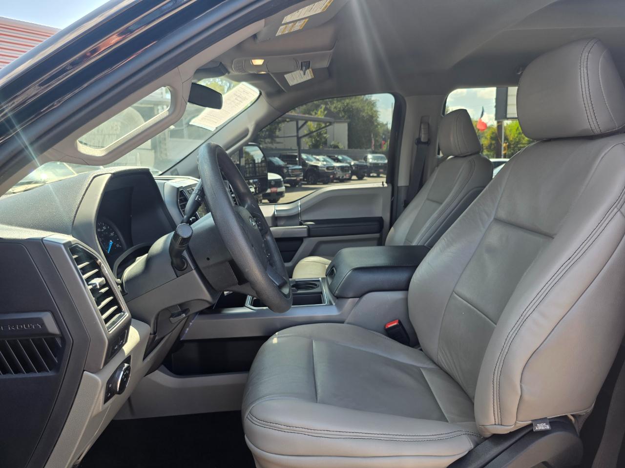 Ford F-250 SD XL Crew Cab 4WD 2022