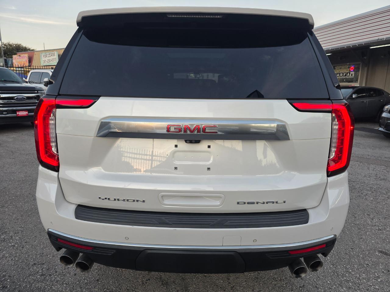 GMC Yukon Denali 4WD 2021