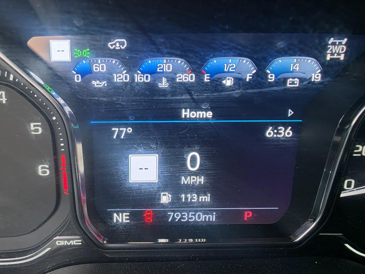 GMC Yukon Denali 4WD 2021