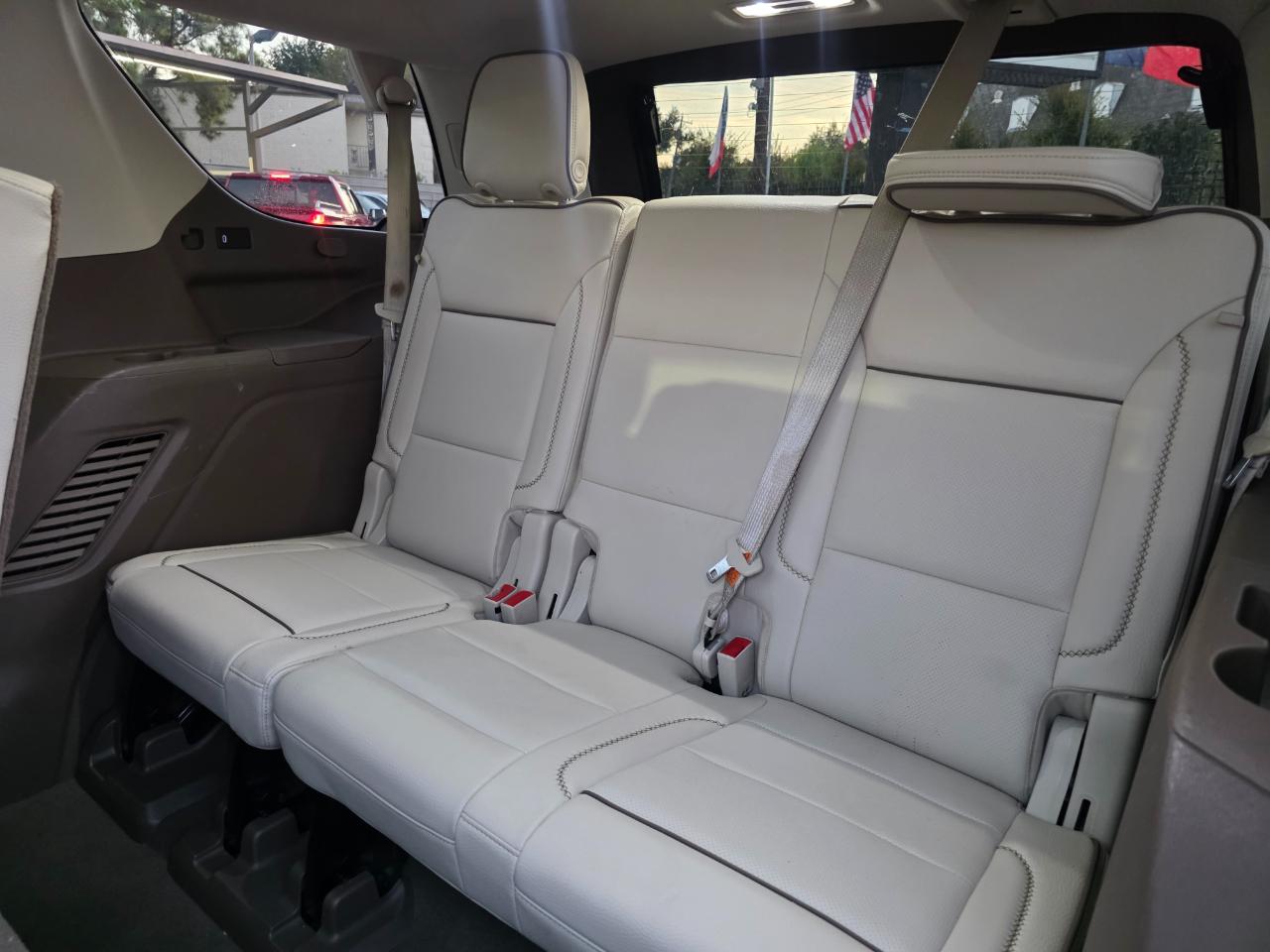 GMC Yukon Denali 4WD 2021
