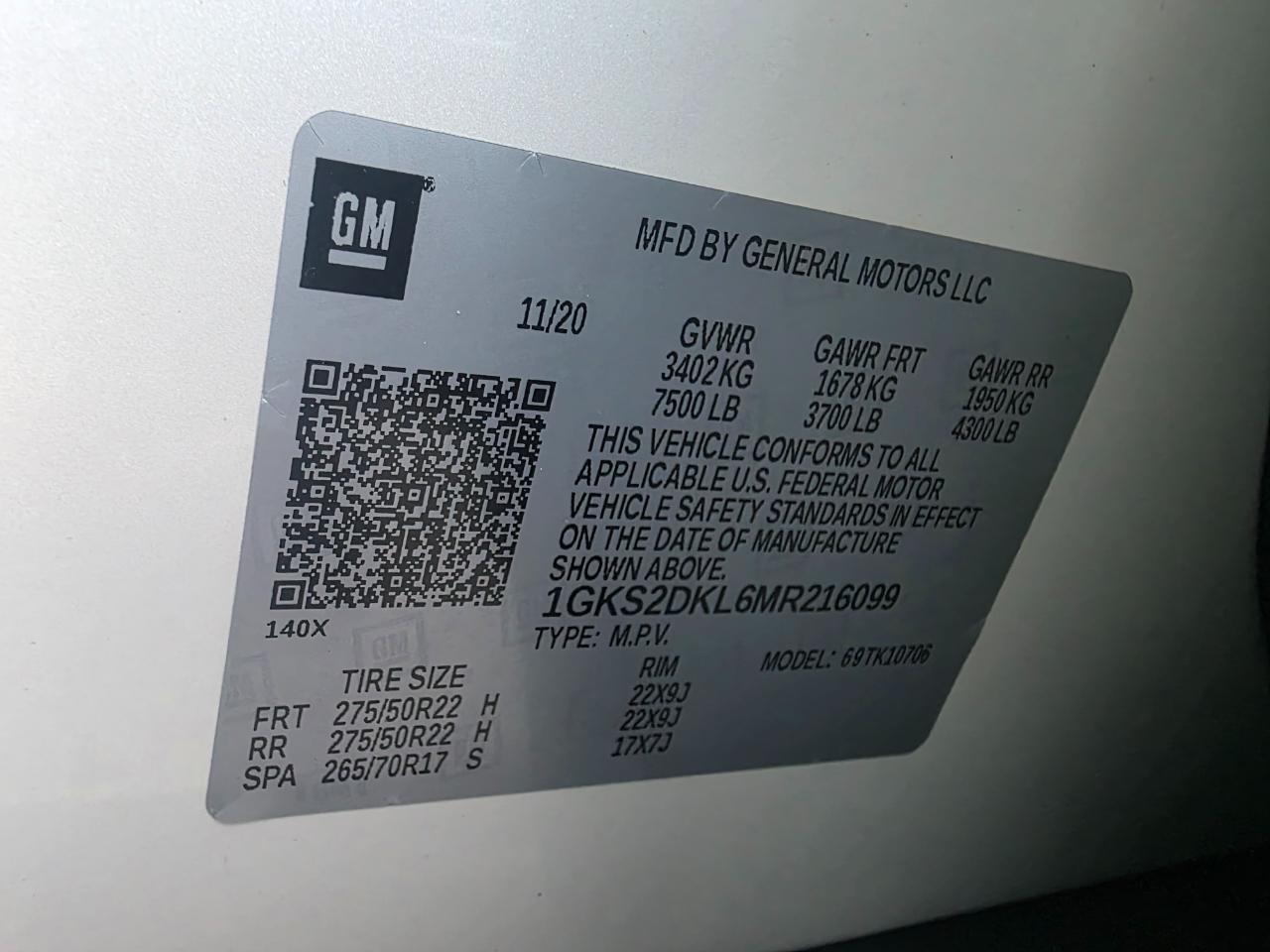 GMC Yukon Denali 4WD 2021