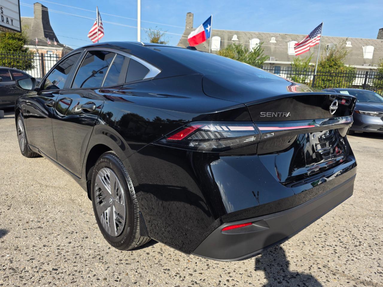 Nissan Sentra S 2026