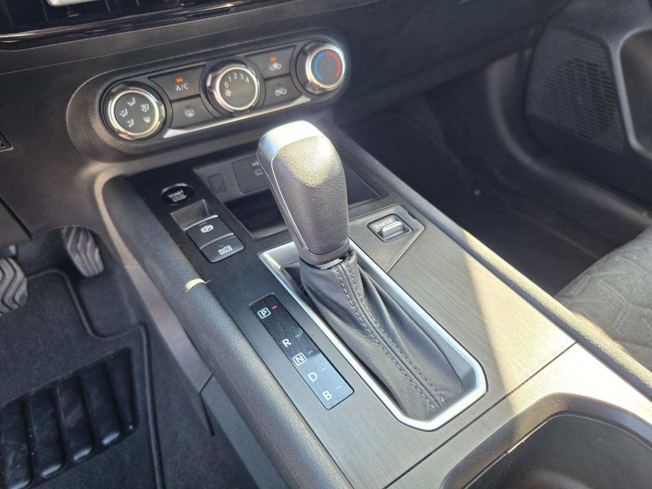 Nissan Kicks SV 2025