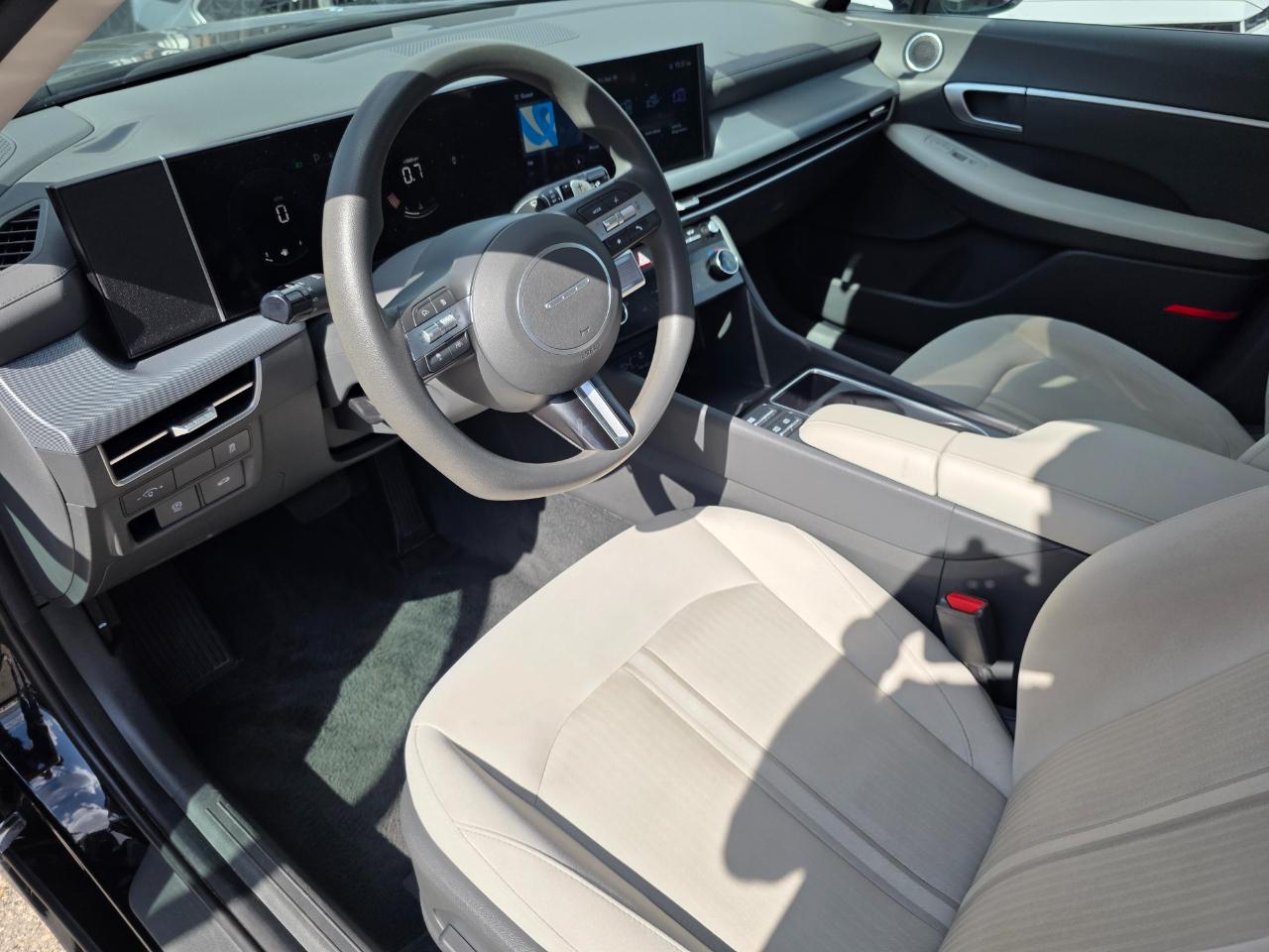 Hyundai Sonata SEL 2025