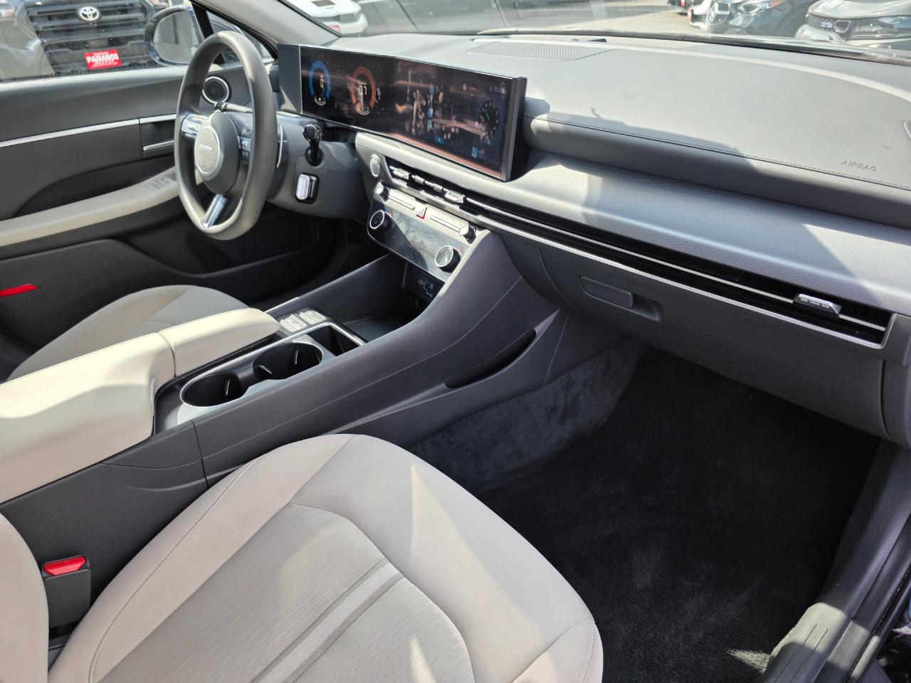 Hyundai Sonata SEL 2025