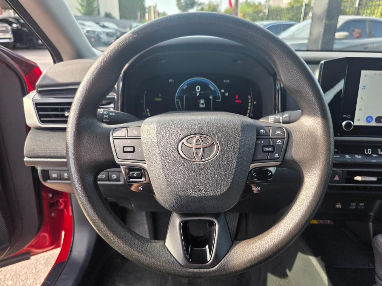 Toyota Camry Hybrid LE 2025