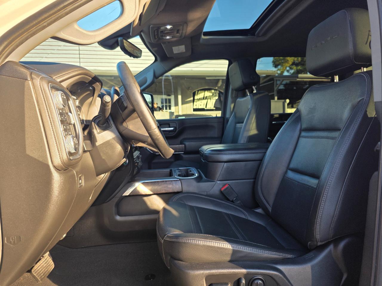 GMC Sierra 2500HD Denali Crew Cab 4WD SB 2023