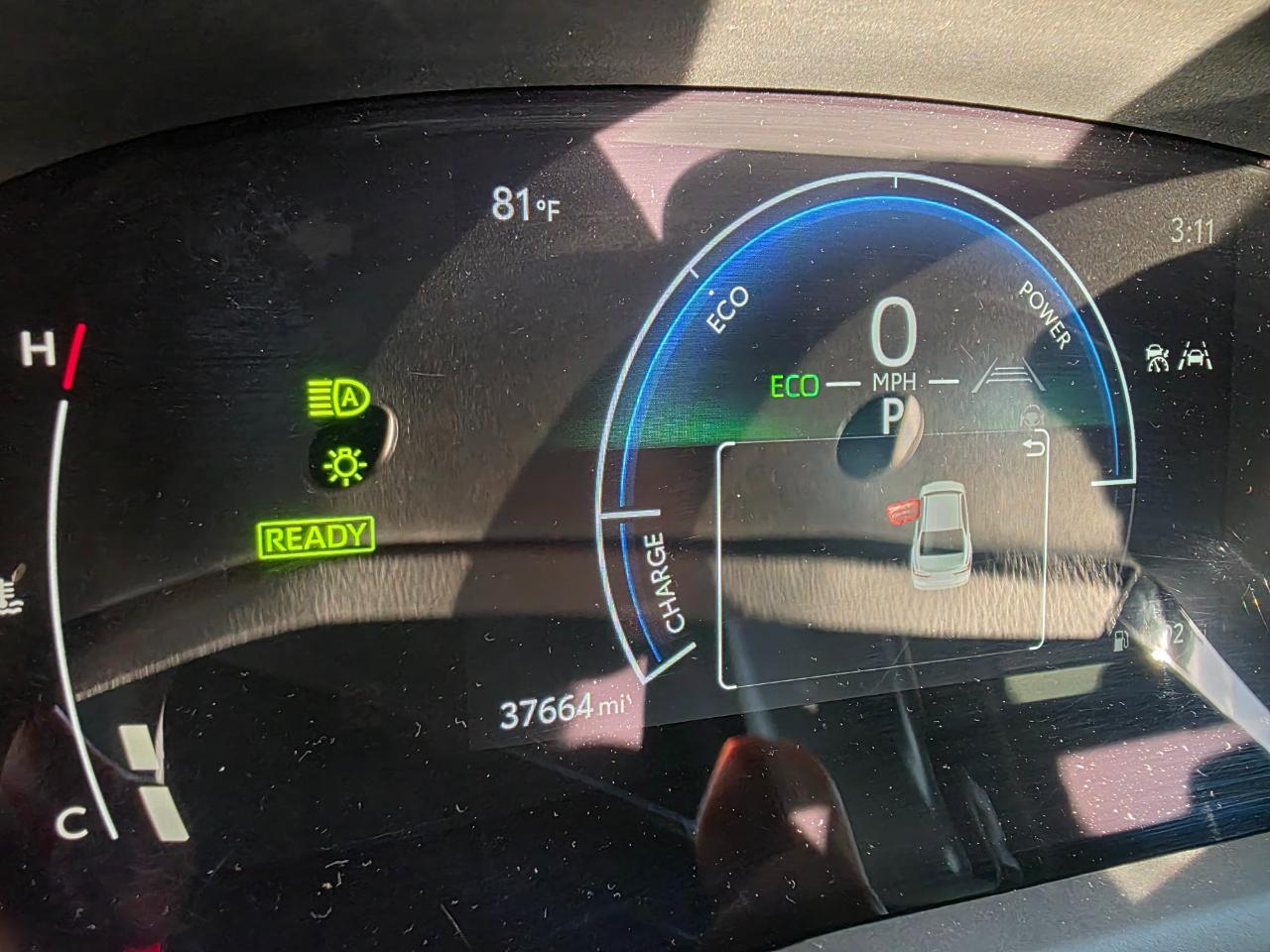 Toyota Camry Hybrid SE 2025
