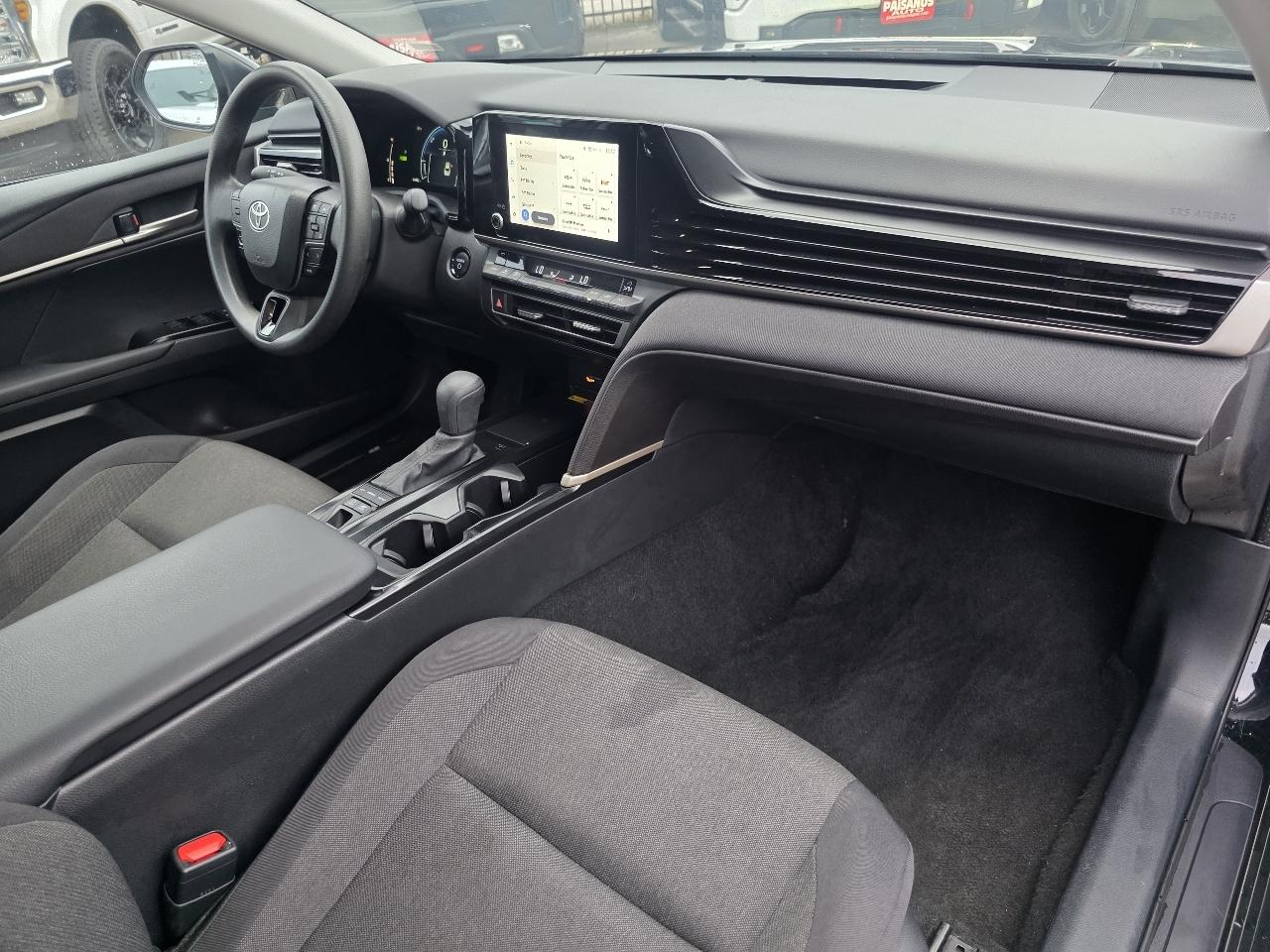 Toyota Camry Hybrid LE 2025