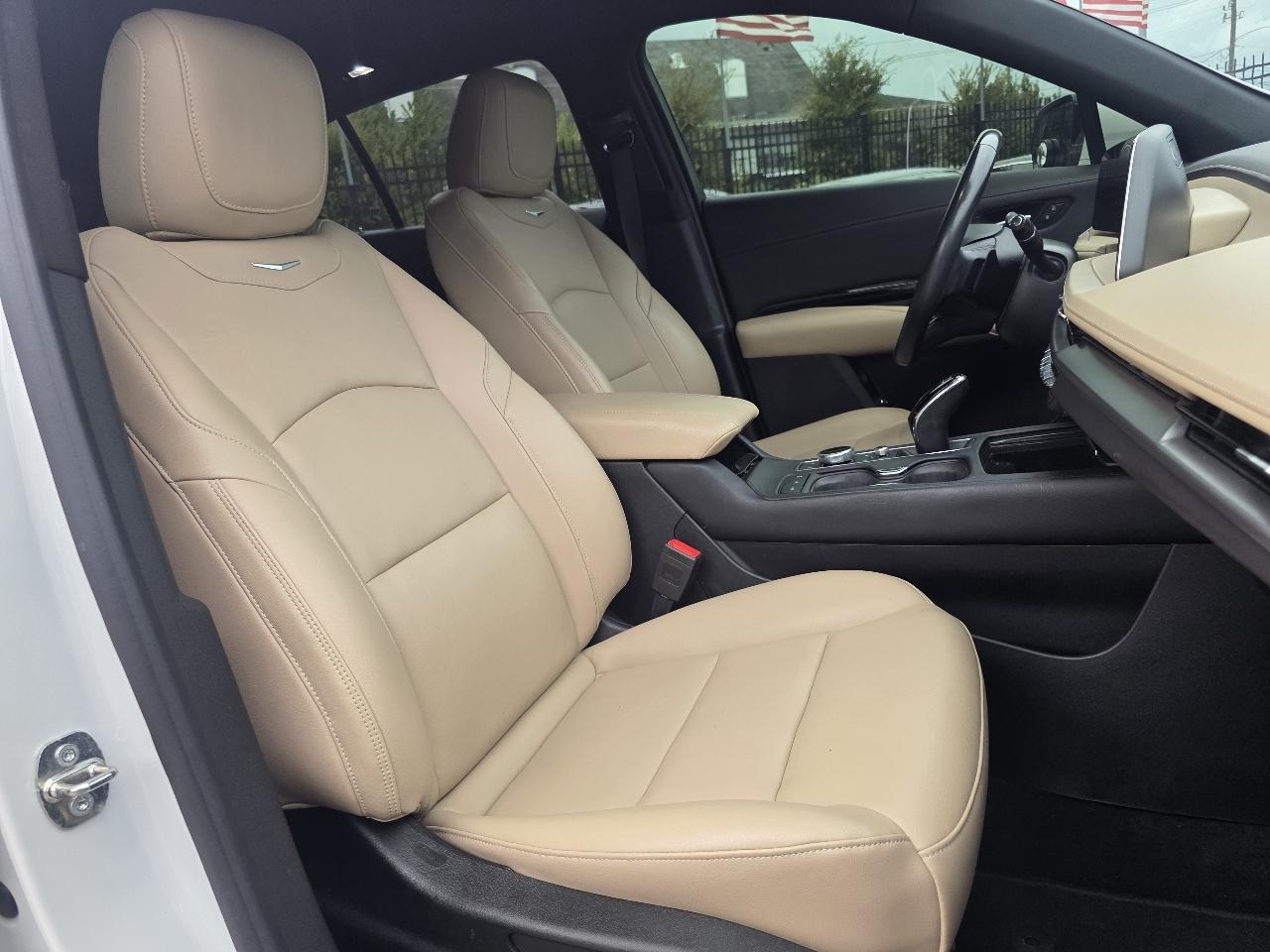 Cadillac XT4 Luxury 2024