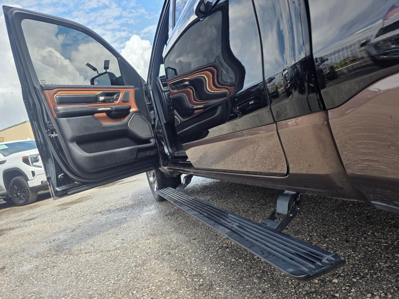 RAM 1500 Longhorn Crew Cab SWB 4WD 2021
