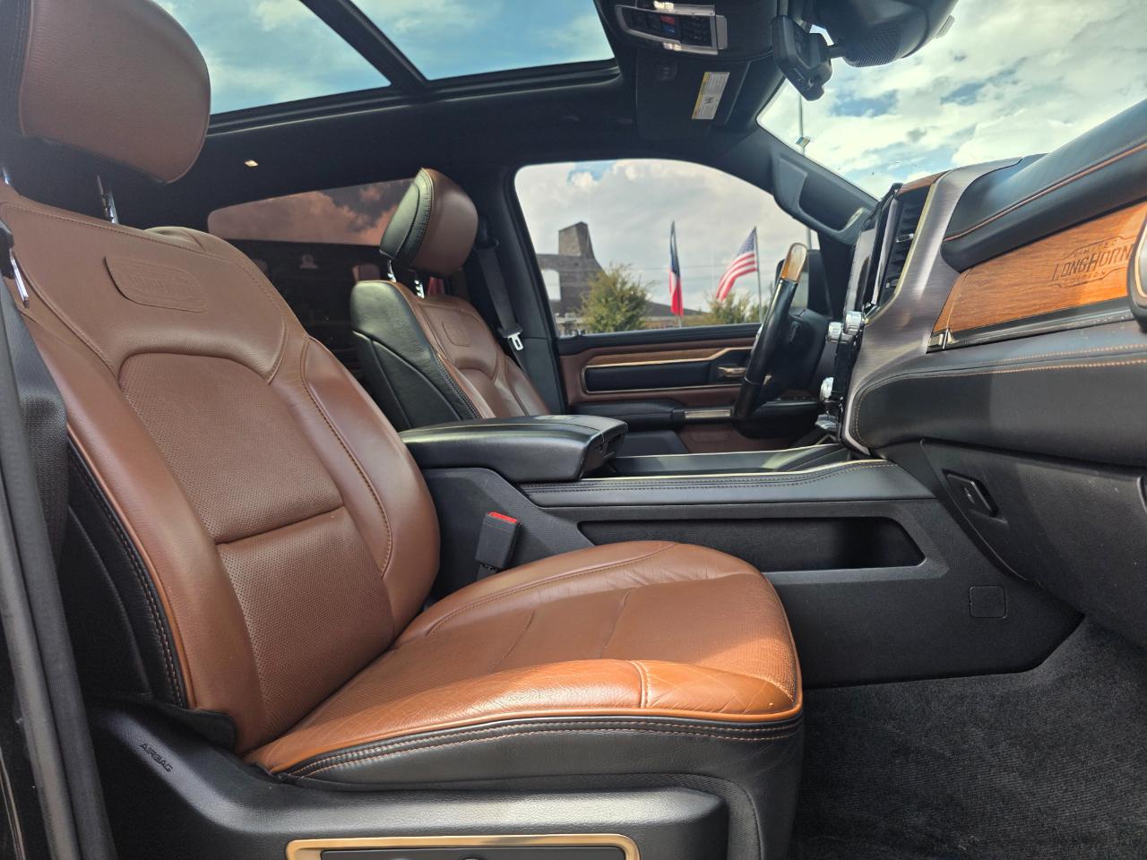RAM 1500 Longhorn Crew Cab SWB 4WD 2021