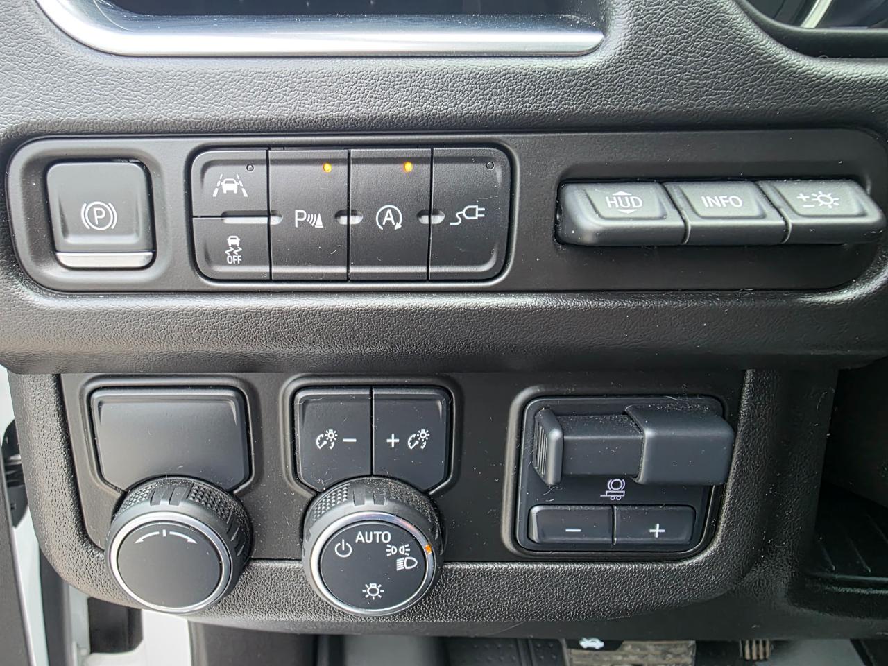 Chevrolet Tahoe Premier 2021