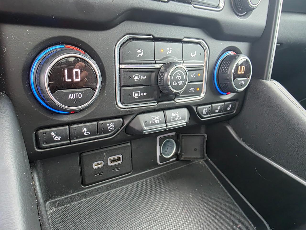 Chevrolet Tahoe Premier 2021