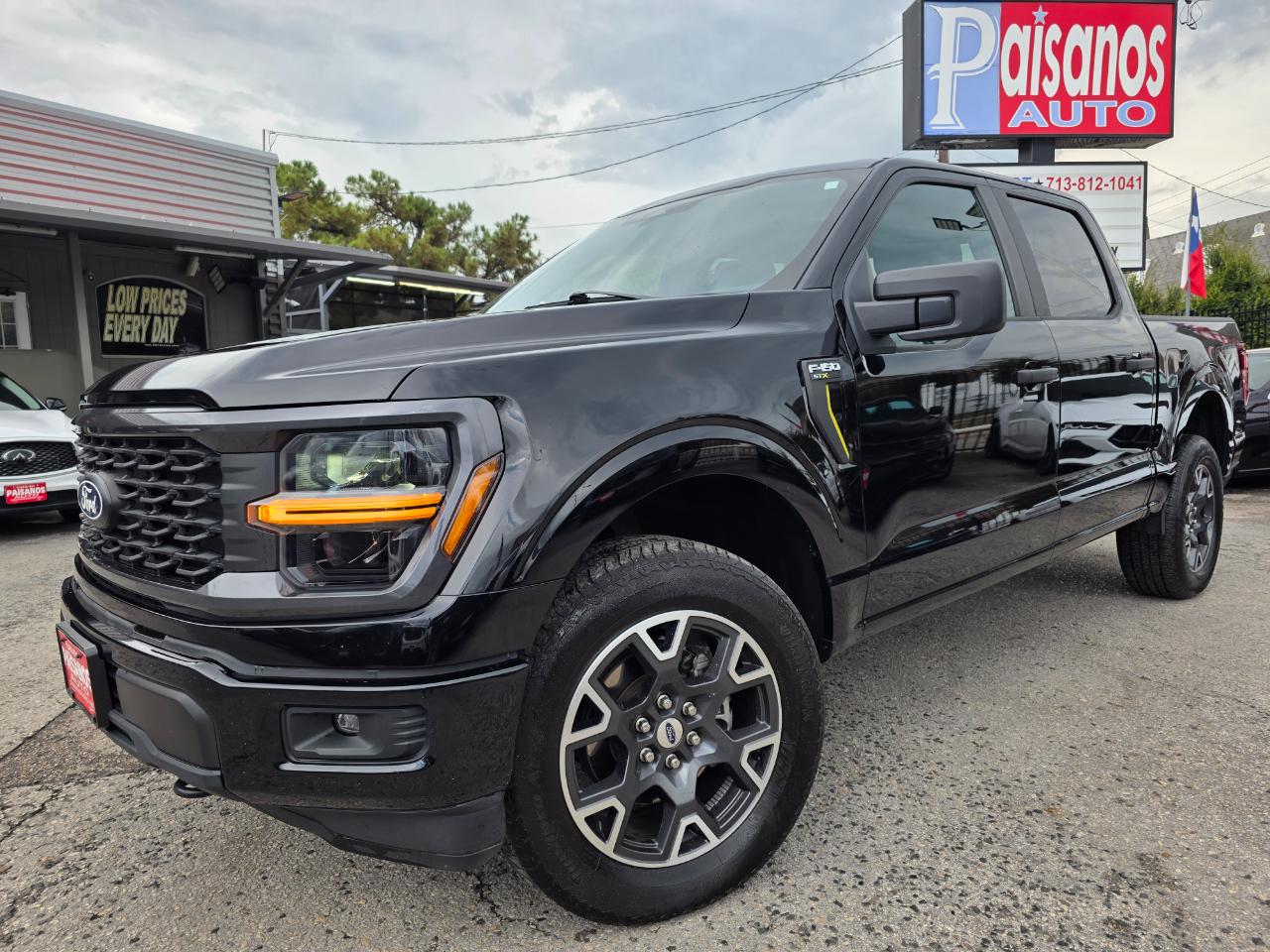 Ford F-150 STX SuperCrew 4WD 2024