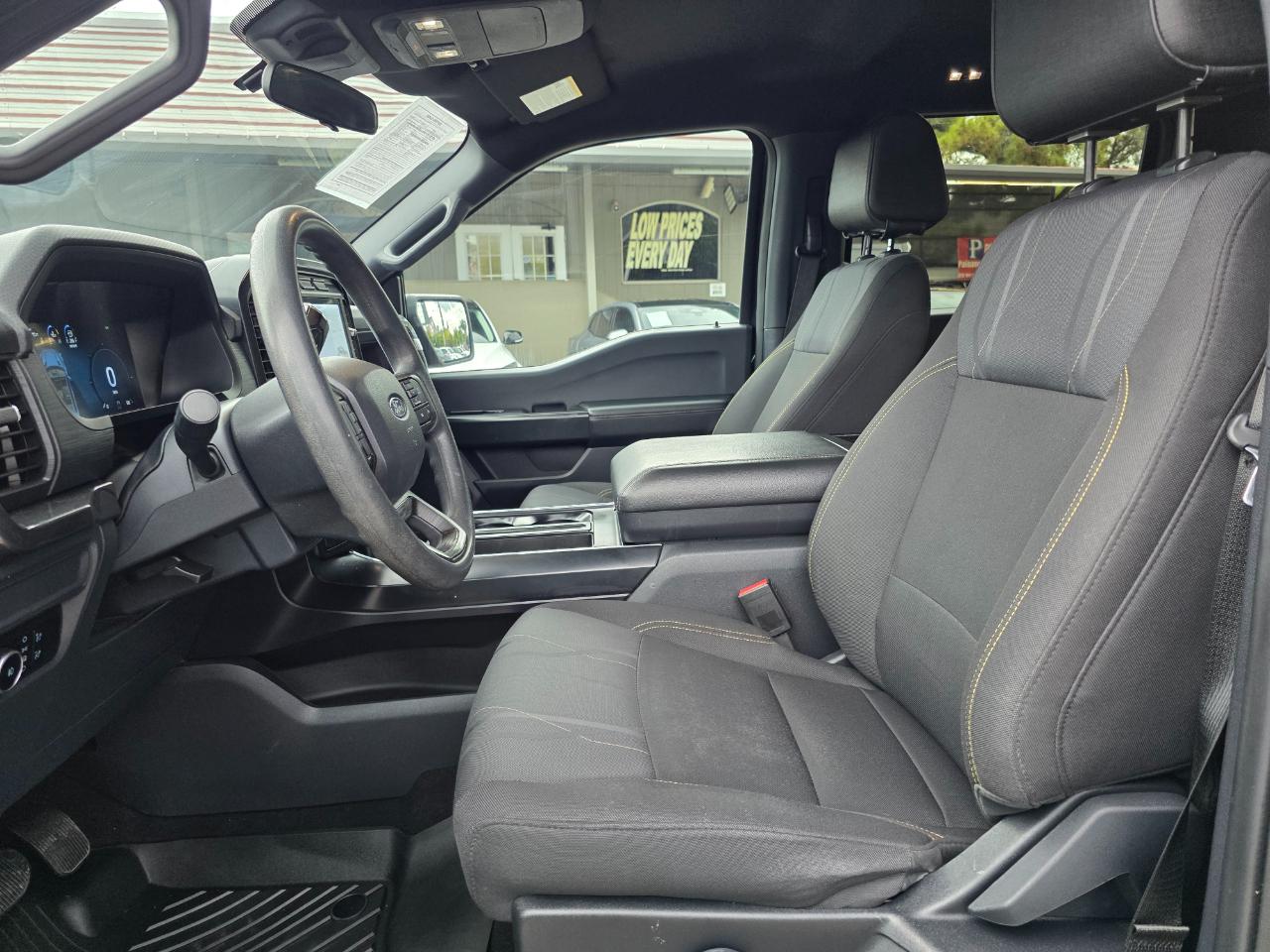 Ford F-150 STX SuperCrew 4WD 2024