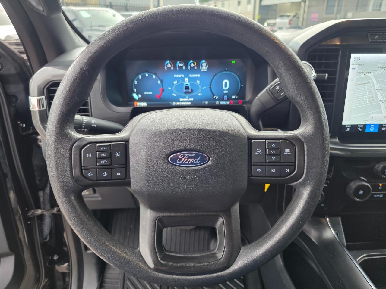 Ford F-150 STX SuperCrew 4WD 2024