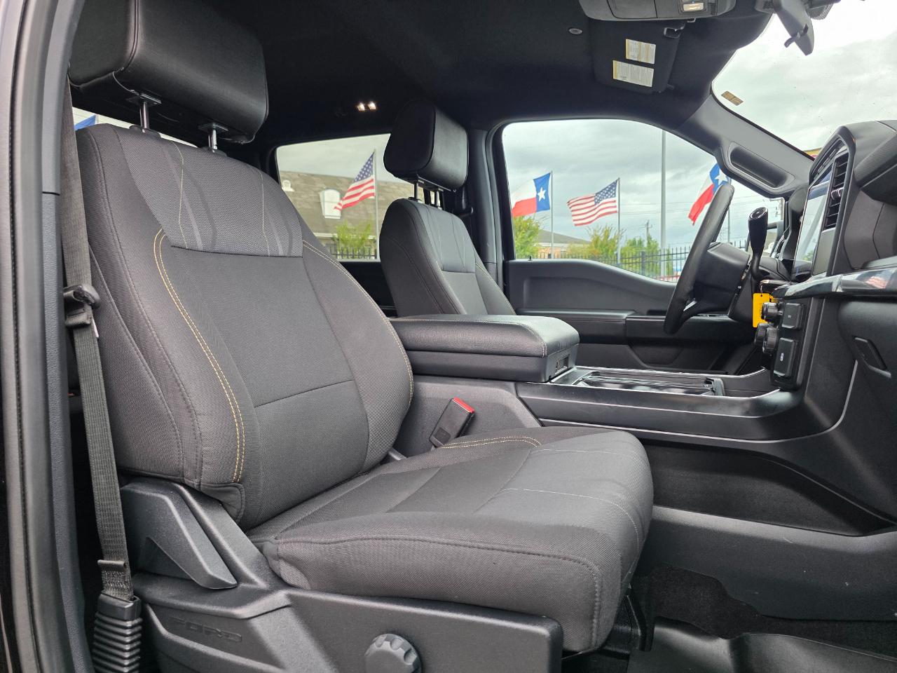 Ford F-150 STX SuperCrew 4WD 2024