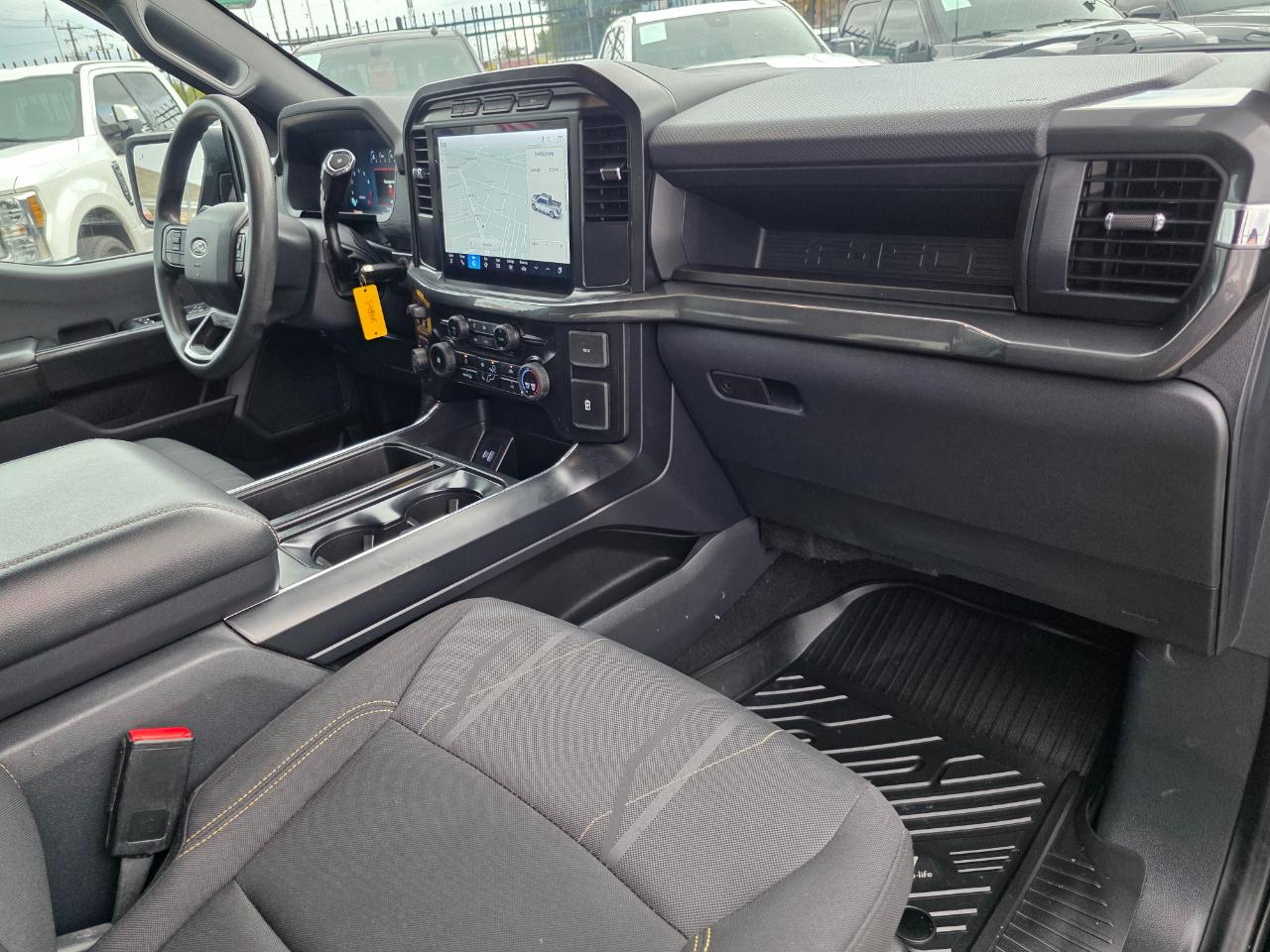 Ford F-150 STX SuperCrew 4WD 2024