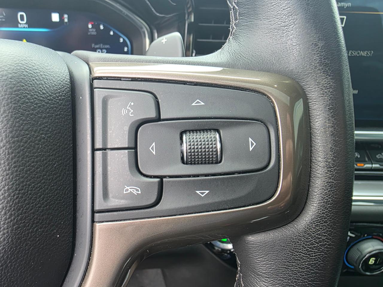 Chevrolet Silverado 1500 High Country Crew Cab 4WD 2023