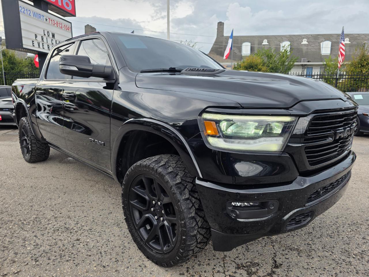 RAM 1500 Laramie Crew Cab SWB 4WD 2021