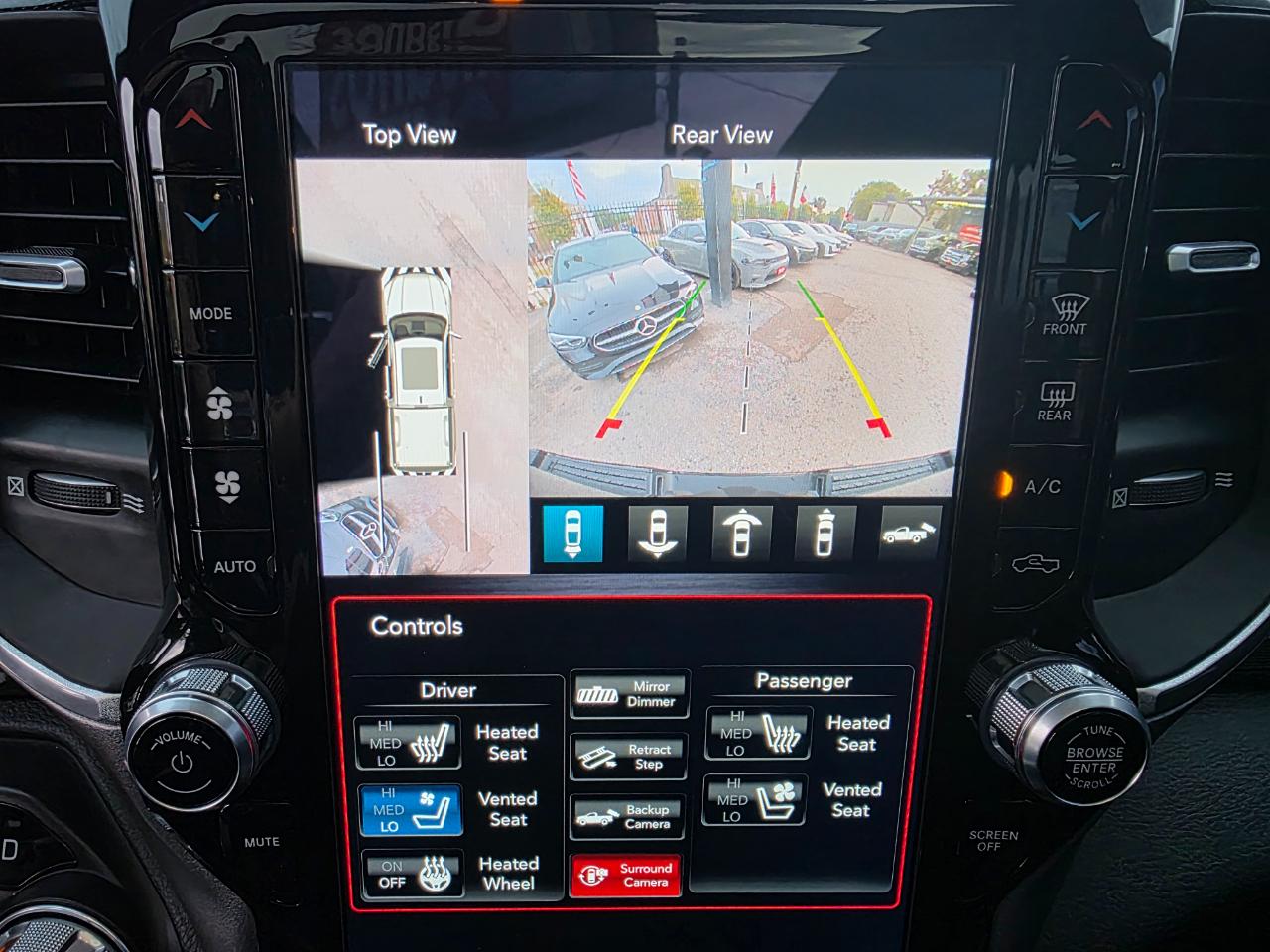 RAM 1500 Laramie Crew Cab SWB 4WD 2021