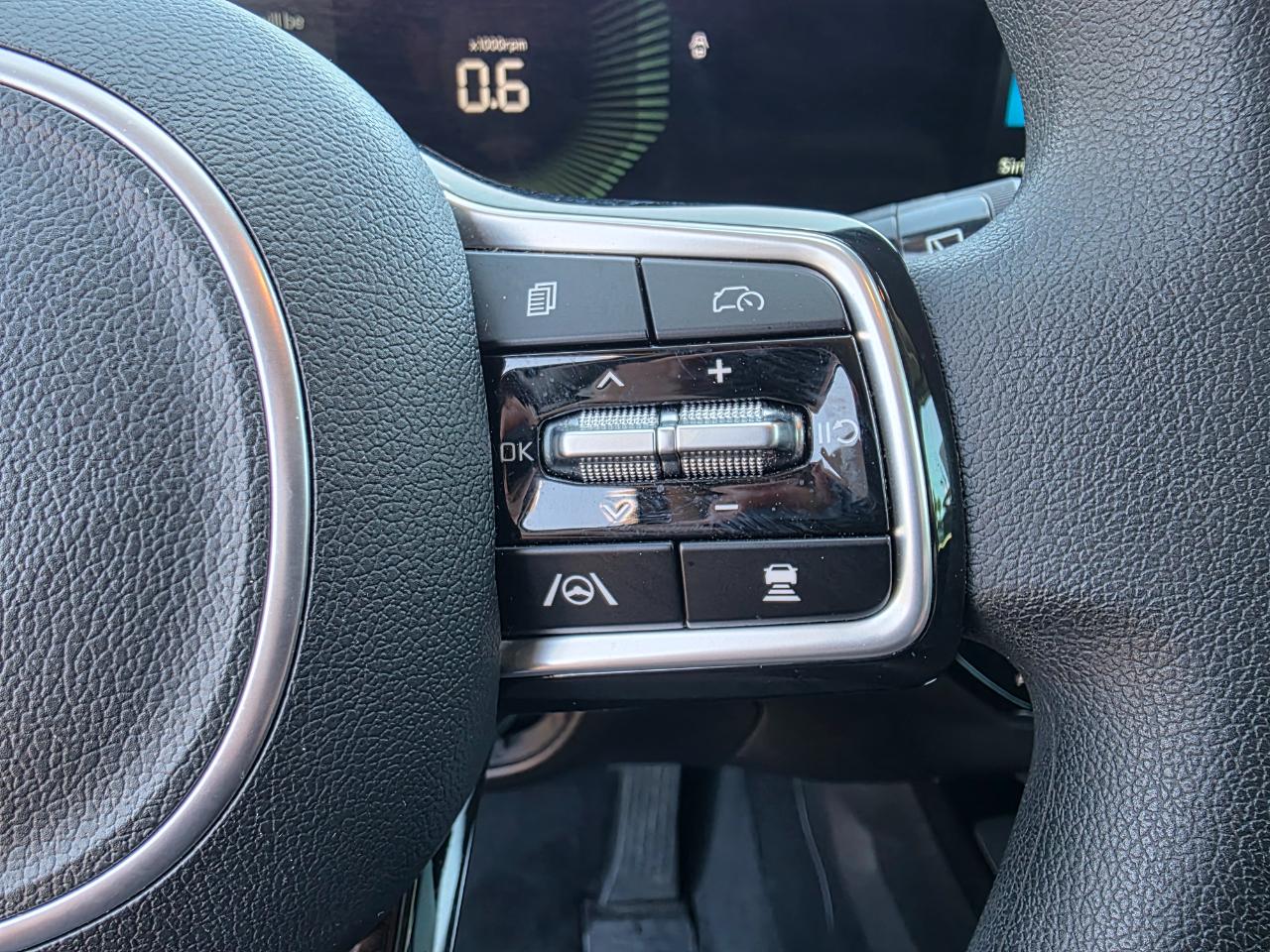 Kia Sorento LX 2WD 2025