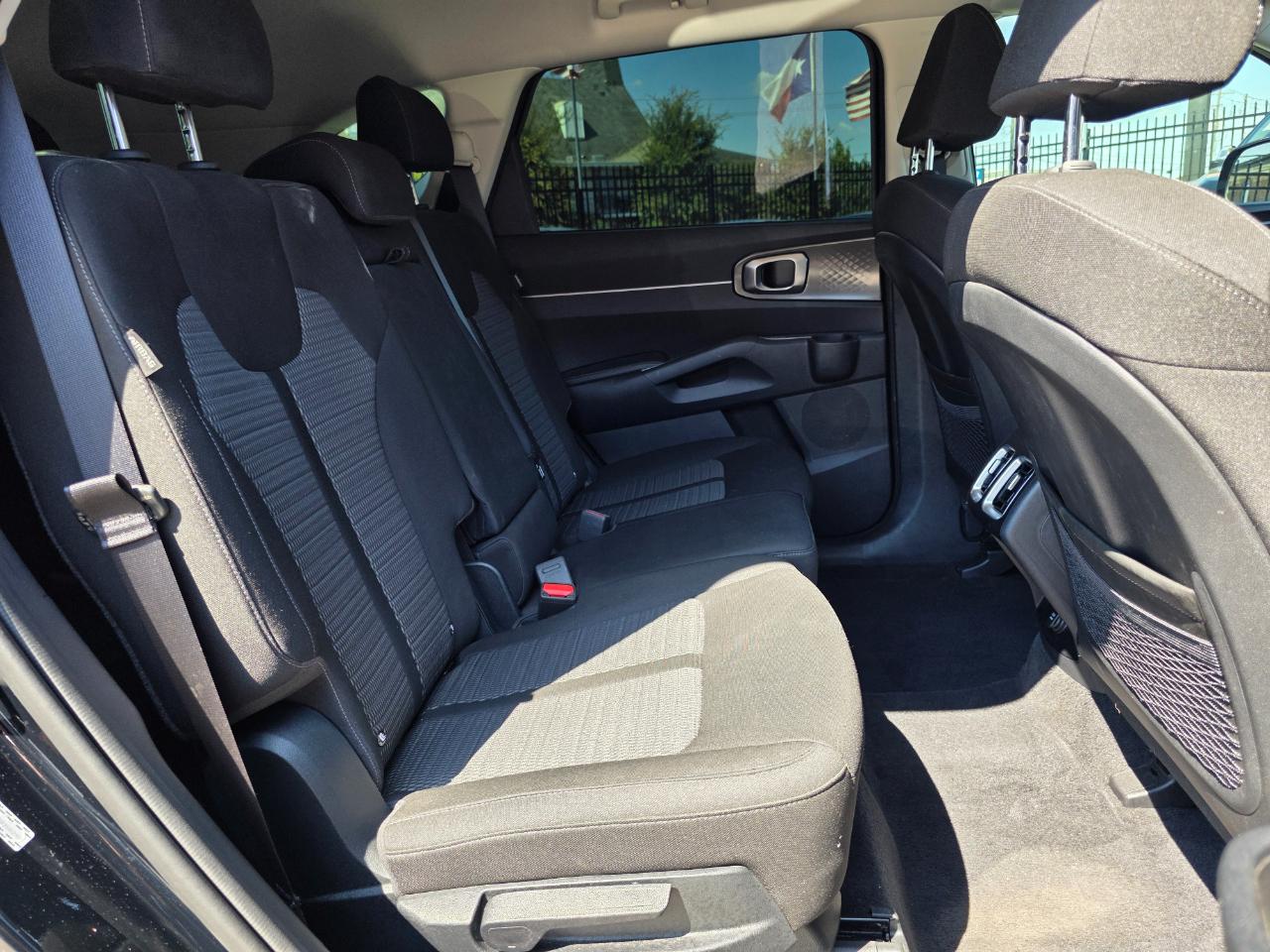 Kia Sorento LX 2WD 2025