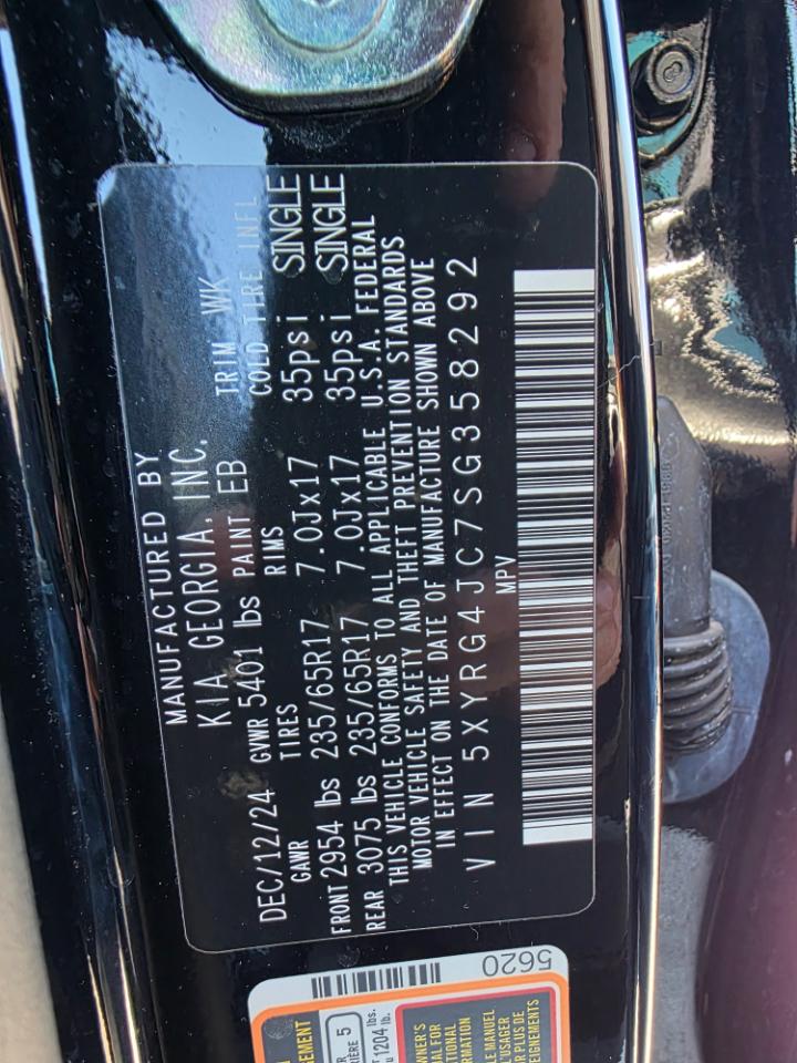 Kia Sorento LX 2WD 2025