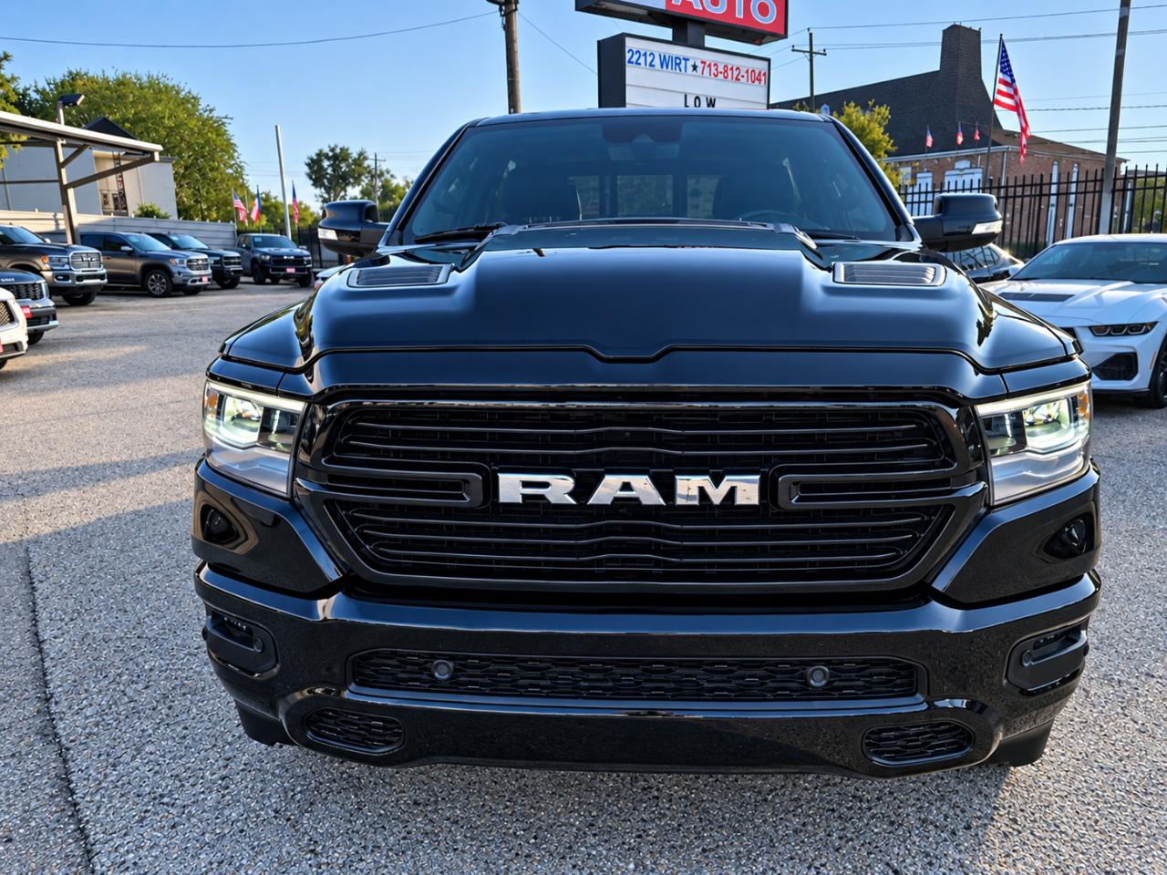 RAM 1500 Laramie Crew Cab SWB 4WD 2021