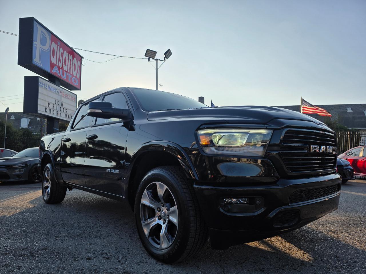 RAM 1500 Laramie Crew Cab SWB 4WD 2021