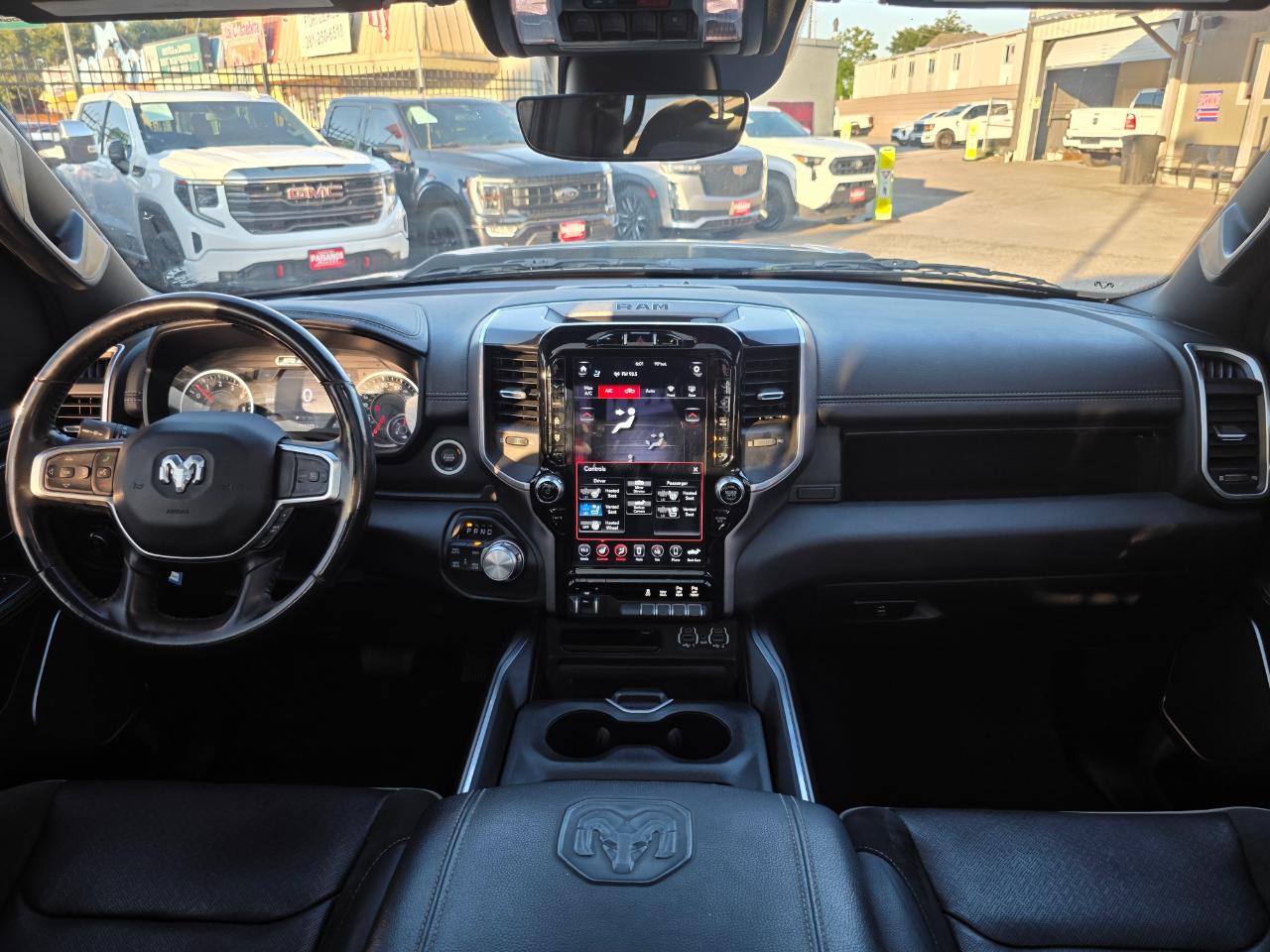 RAM 1500 Laramie Crew Cab SWB 4WD 2021