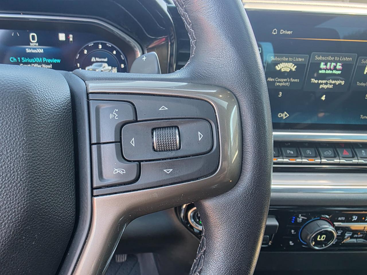 Chevrolet Silverado 1500 High Country Crew Cab 4WD 2023