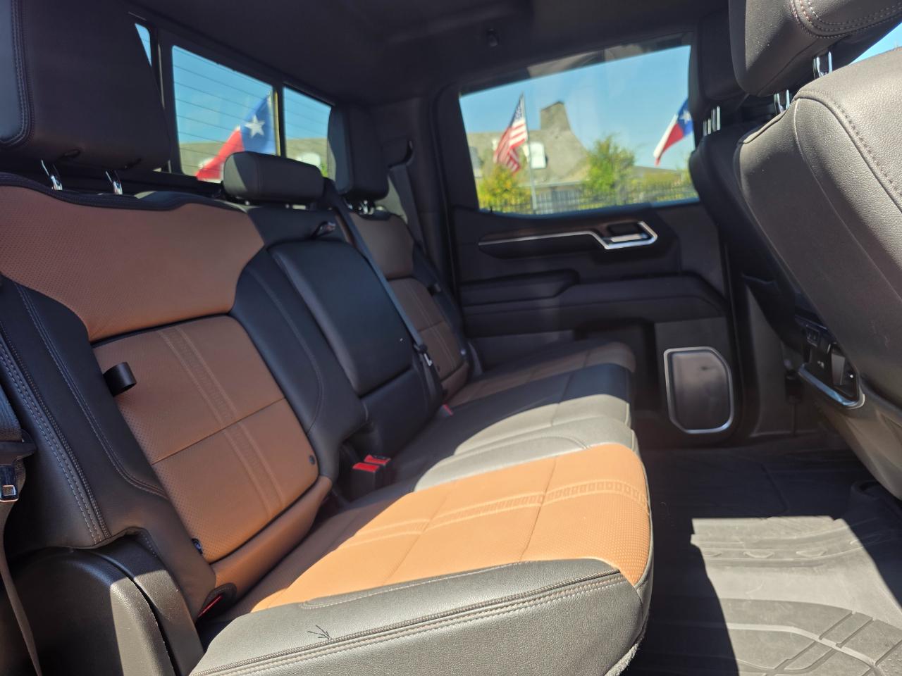 Chevrolet Silverado 1500 High Country Crew Cab 4WD 2023