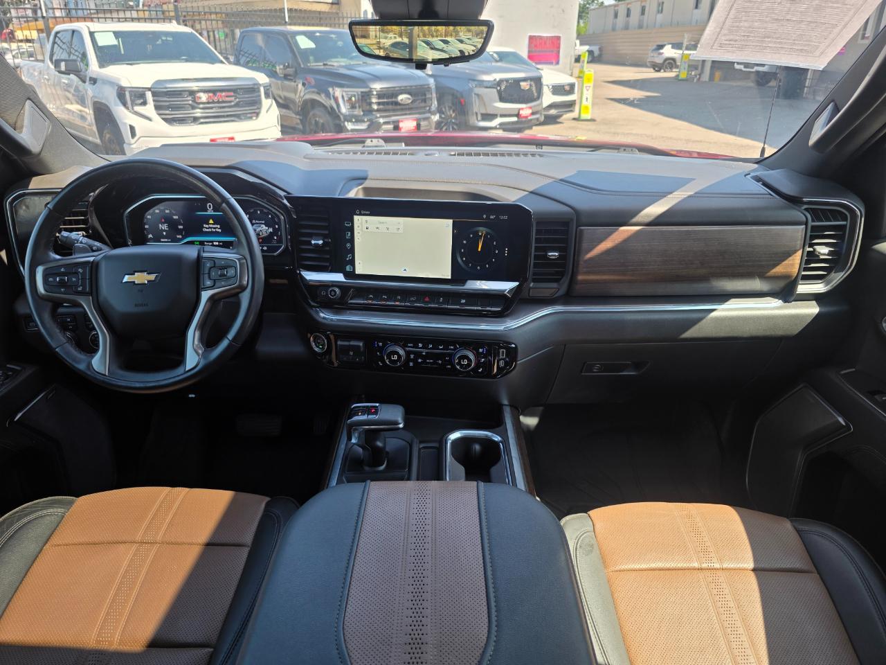 Chevrolet Silverado 1500 High Country Crew Cab 4WD 2023
