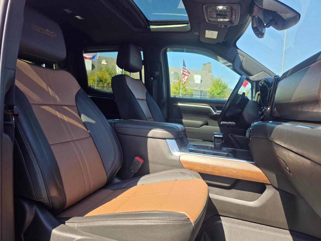 Chevrolet Silverado 1500 High Country Crew Cab 4WD 2023