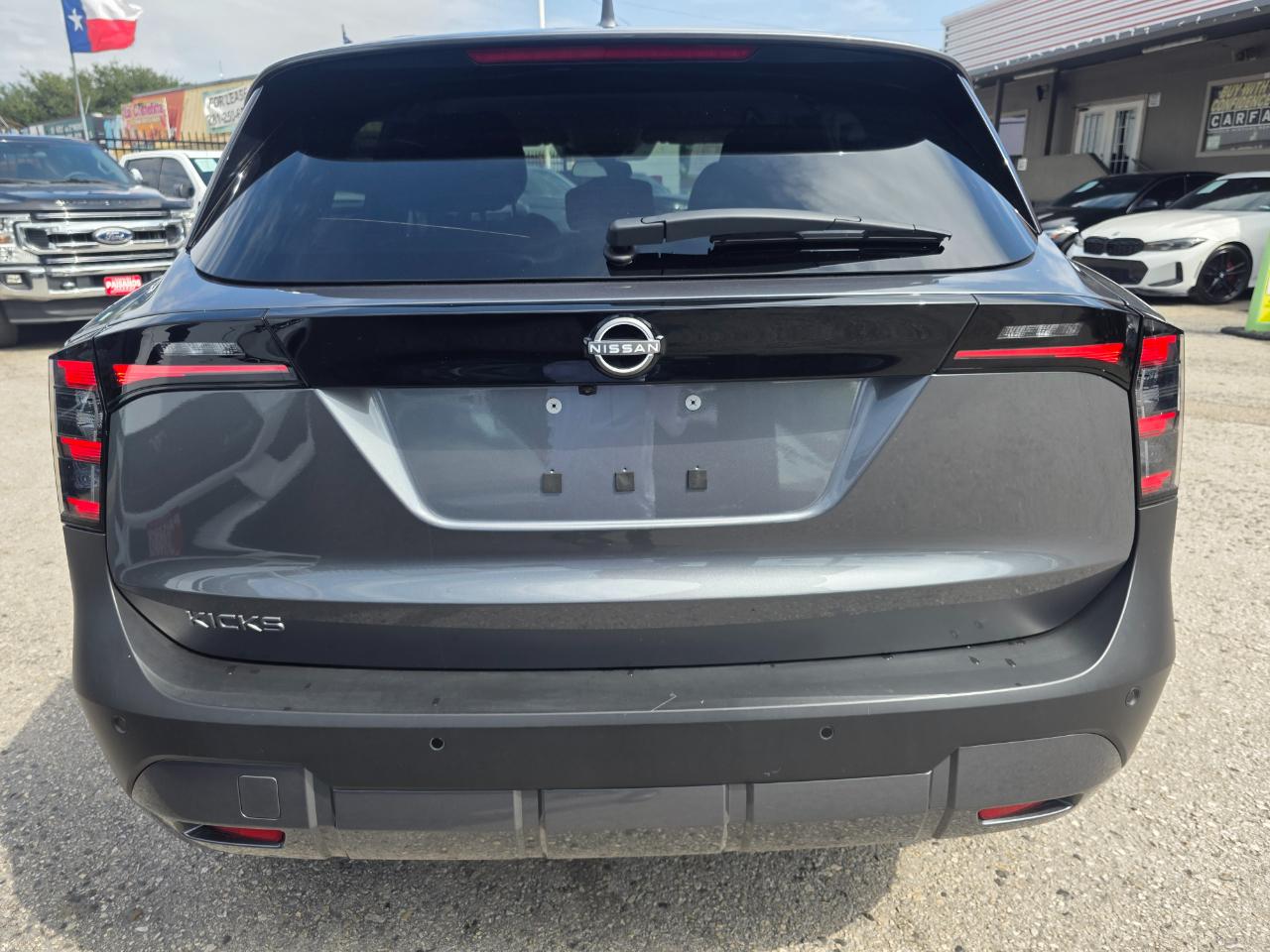 Nissan Kicks SV 2025