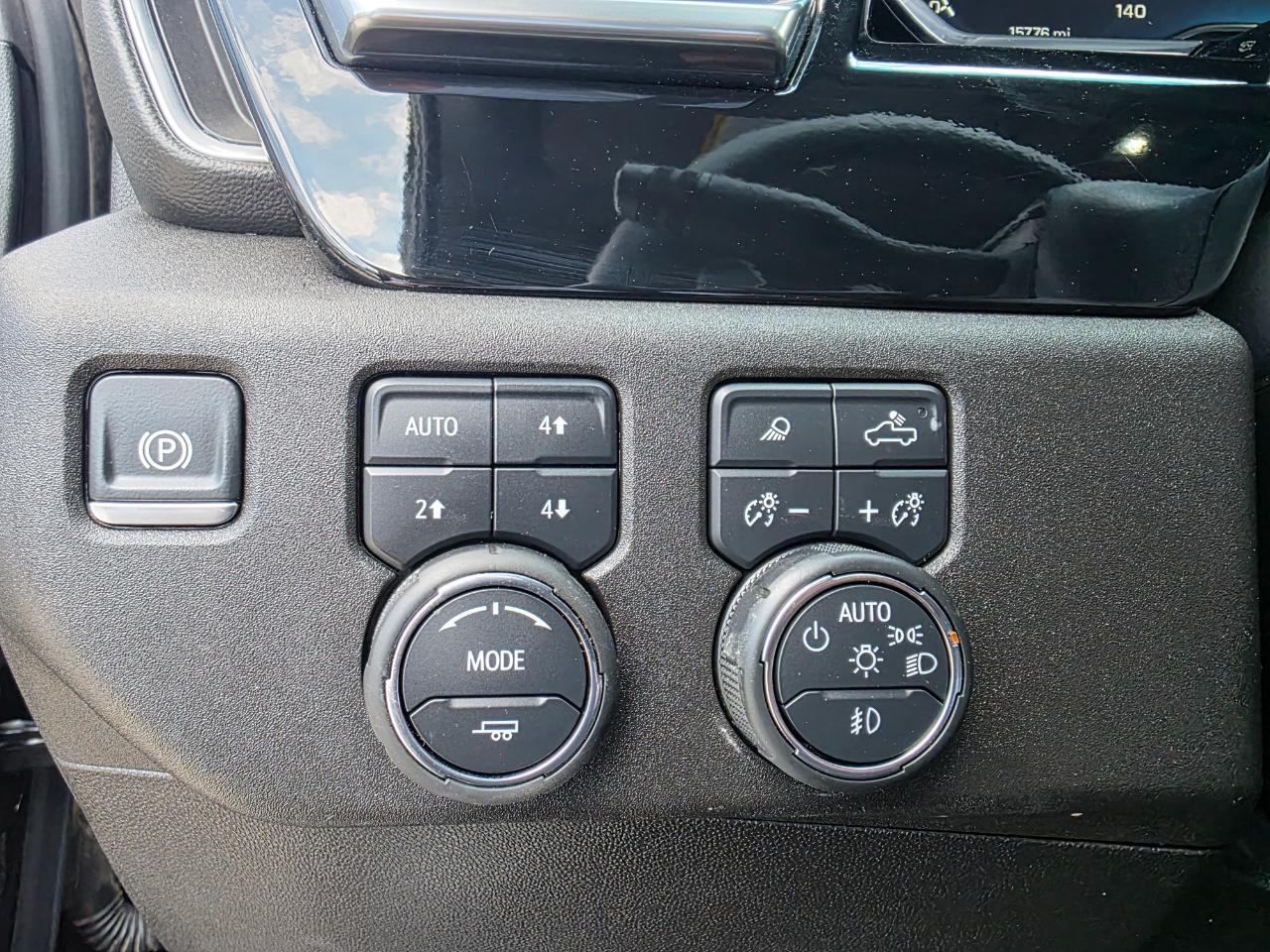 Chevrolet Silverado 1500 RST Crew Cab 4WD 2024